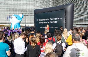 Fracaso democrtico: la Comisin Europea da marcha atrs en sus compromisos con los animales