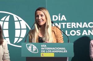 Carla Cornella, Presidenta de FAADA, en la presentacin de la nueva Ley de Proteccin y Derechos de los Animales